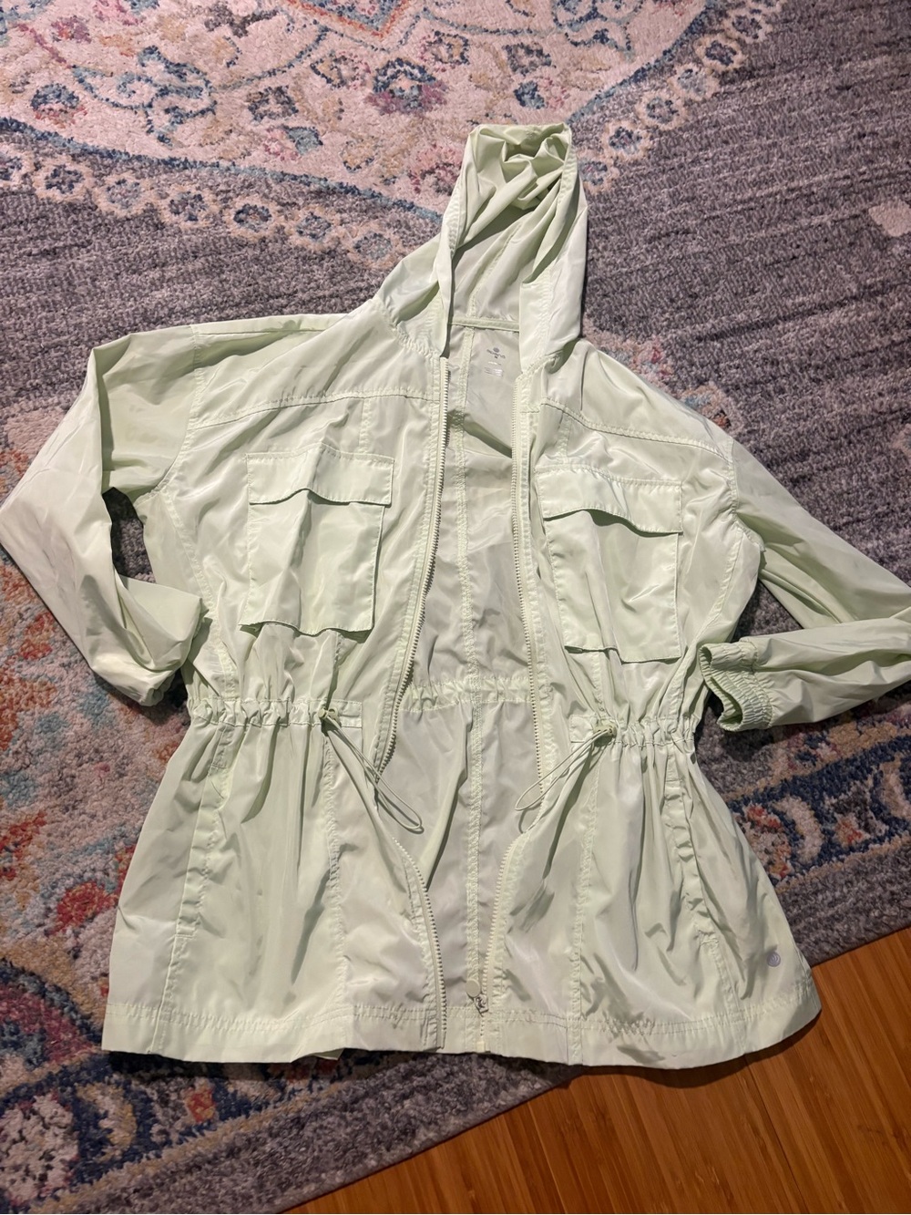 Women’s wind breaker Apana athletica Mint Green Hooded Utility Jacket medium